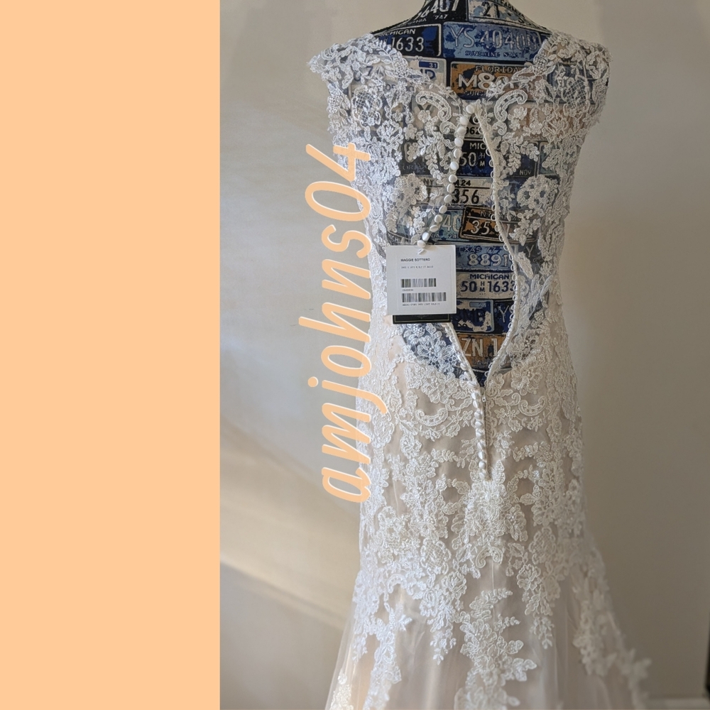 Maggie Sottero 'Melanie' Lace Bridal Gown NWT - Picture 6 of 13